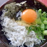 簡単ご馳走☆しらす丼☆夏